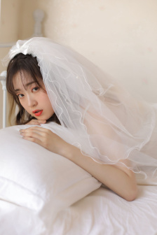林中小屋截了一段小视频